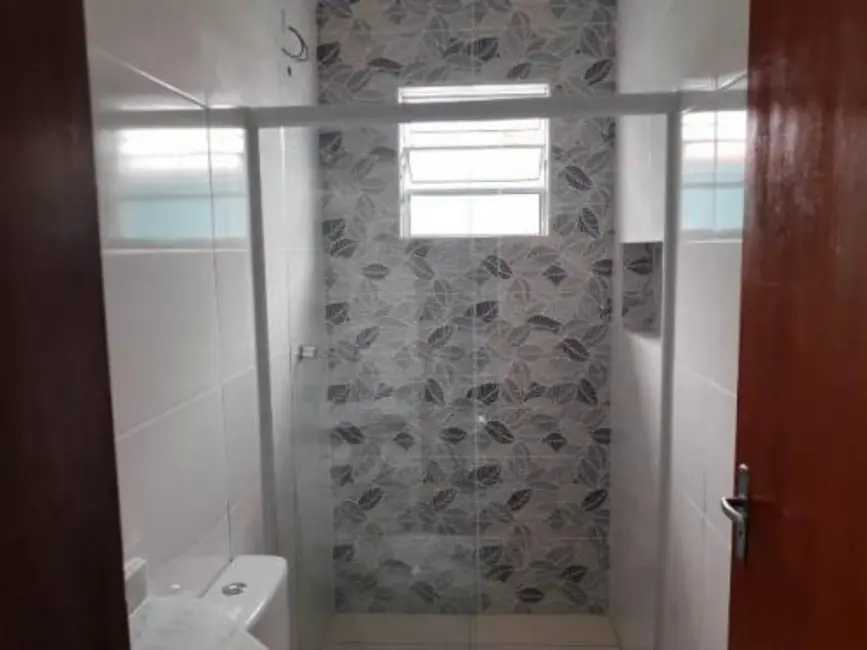 Foto 4 de Casa com 2 quartos à venda, 67m2 em Itanhaem - SP