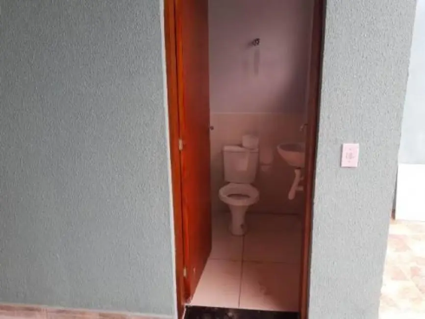 Foto 8 de Casa com 2 quartos à venda, 67m2 em Itanhaem - SP