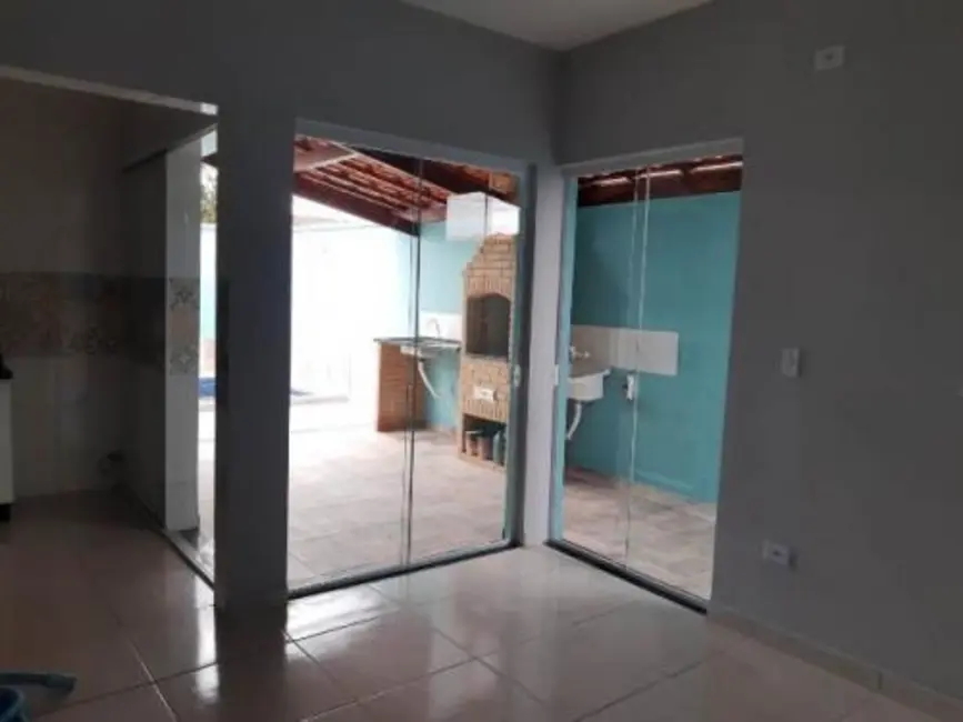 Foto 9 de Casa com 2 quartos à venda, 67m2 em Itanhaem - SP