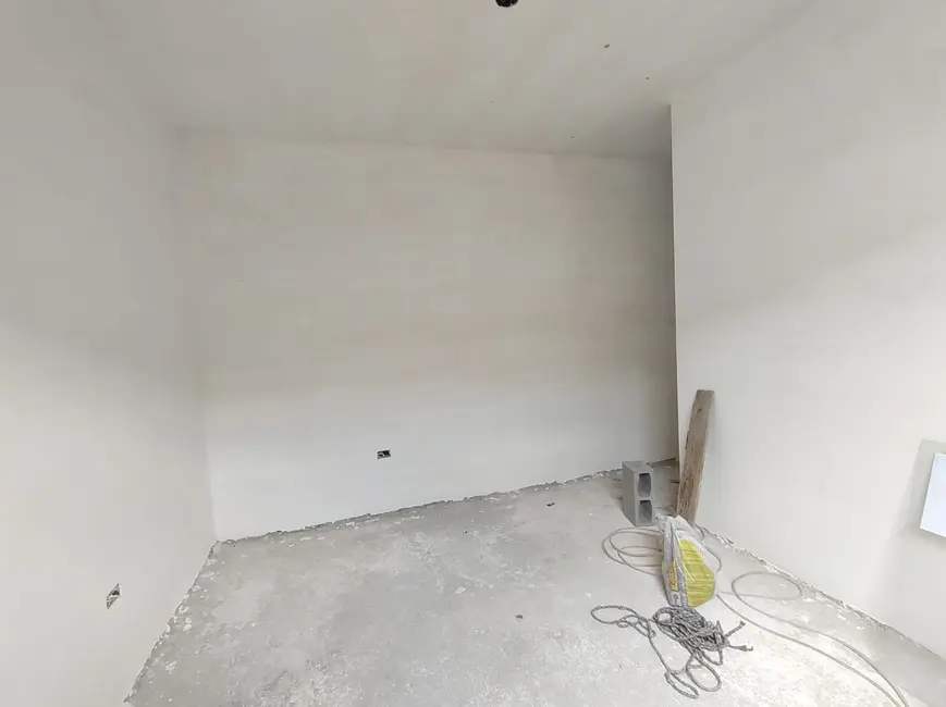 Foto 1 de Casa com 2 quartos à venda, 70m2 em Itanhaem - SP