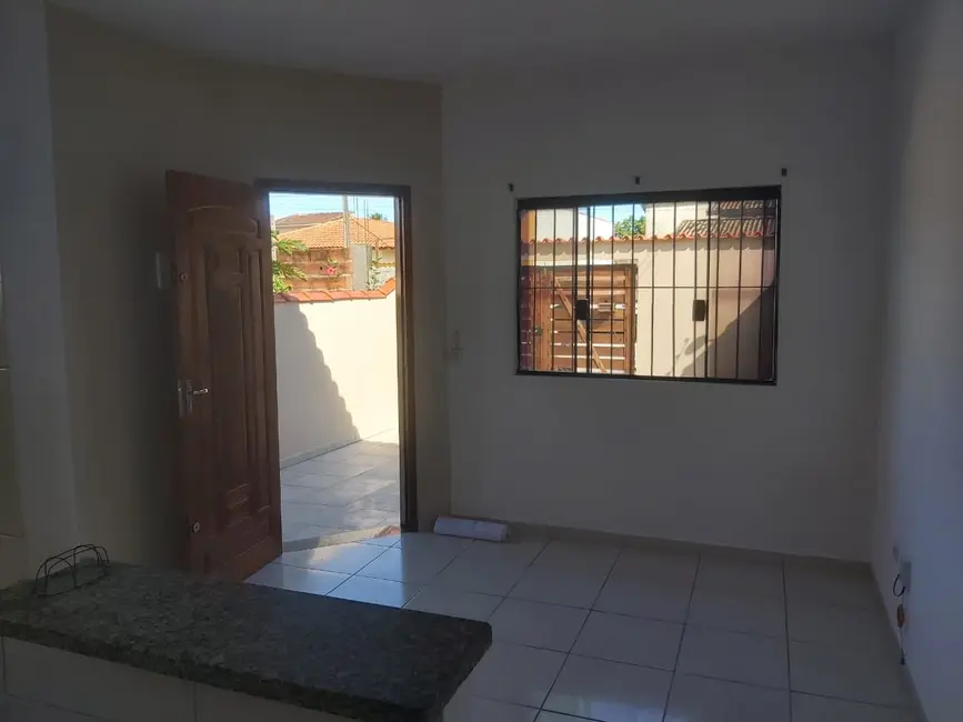Foto 8 de Casa com 2 quartos à venda, 49m2 em Itanhaem - SP