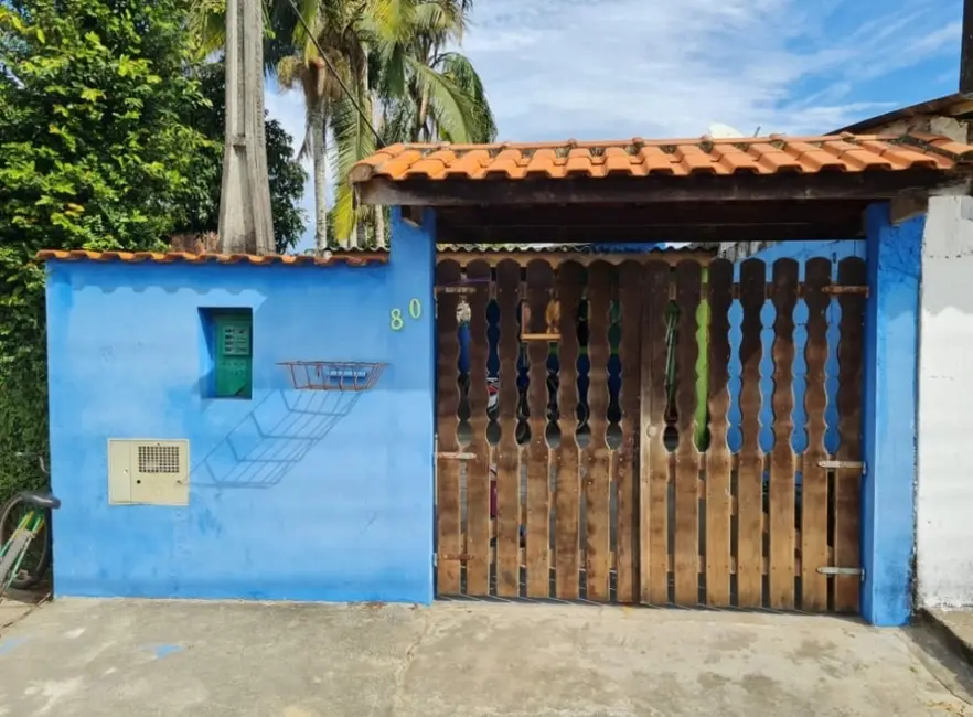 Foto 1 de Casa com 1 quarto à venda, 37m2 em Itanhaem - SP