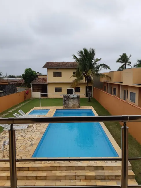 Foto 1 de Casa com 4 quartos à venda, 247m2 em Itanhaem - SP