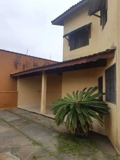 Foto 5 de Casa com 4 quartos à venda, 247m2 em Itanhaem - SP