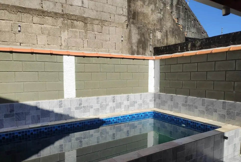 Foto 4 de Casa com 2 quartos à venda, 60m2 em Itanhaem - SP