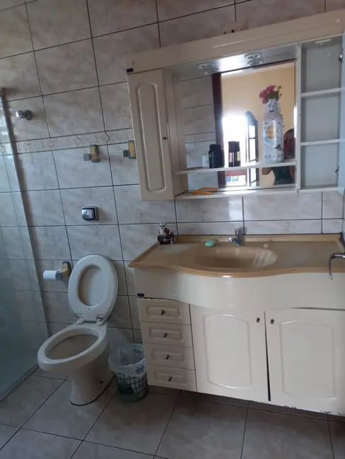 Foto 4 de Casa com 5 quartos à venda, 267m2 em Itanhaem - SP