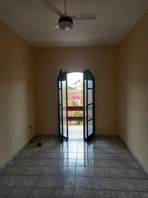 Foto 7 de Casa com 5 quartos à venda, 267m2 em Itanhaem - SP