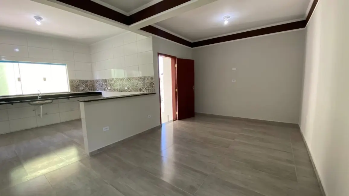 Foto 9 de Casa com 2 quartos à venda, 88m2 em Itanhaem - SP