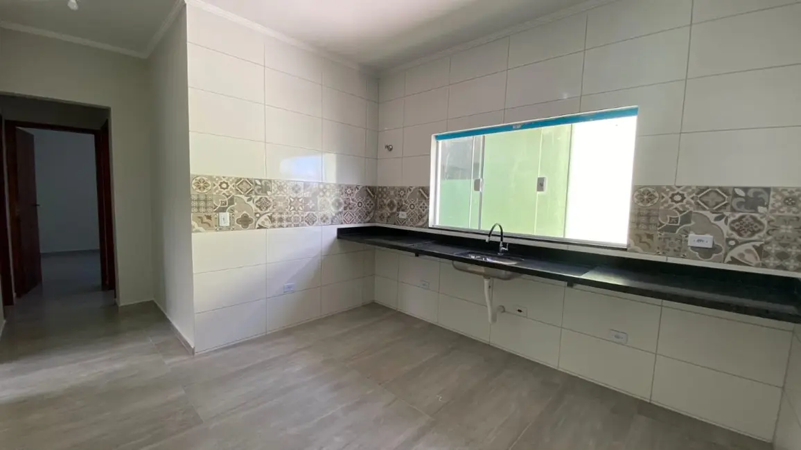 Foto 3 de Casa com 2 quartos à venda, 88m2 em Itanhaem - SP