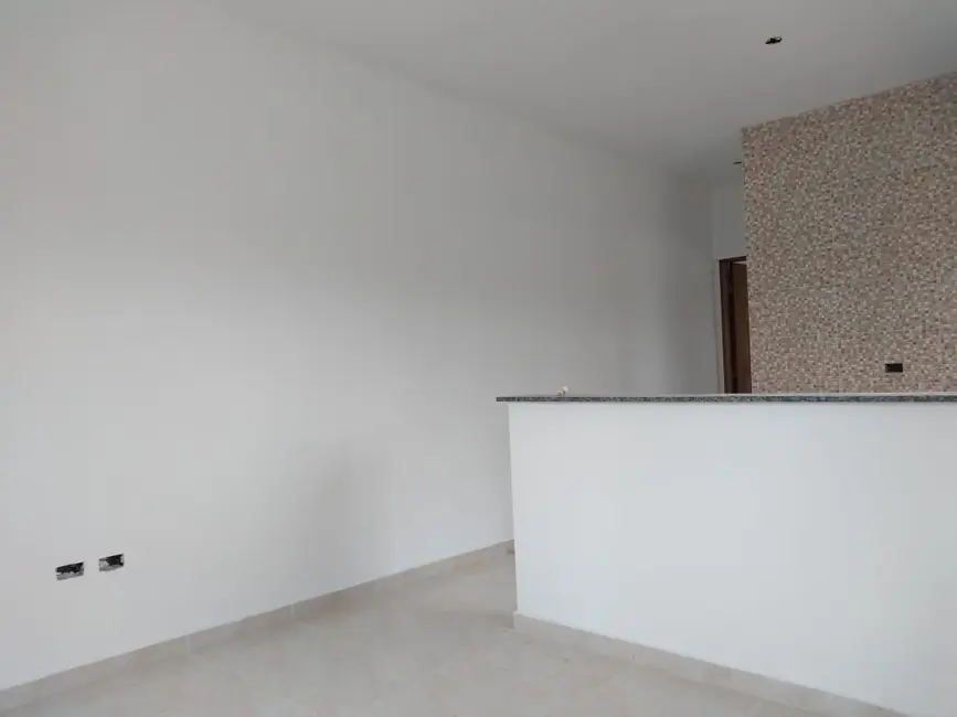 Foto 3 de Casa com 1 quarto à venda, 42m2 em Itanhaem - SP