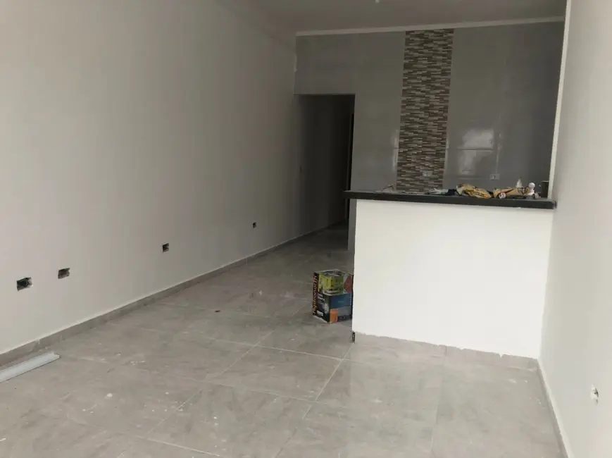 Foto 3 de Casa com 2 quartos à venda, 130m2 em Itanhaem - SP