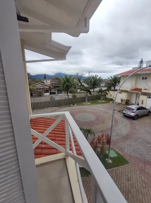 Casa com 2 quartos à venda, 57m2 em Peruibe - SP - imagem 3 Foto 3 de Casa com 2 quartos à venda, 57m2 em Peruibe - SP