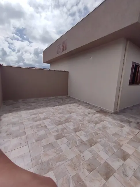 Foto 4 de Casa com 2 quartos à venda, 60m2 em Itanhaem - SP