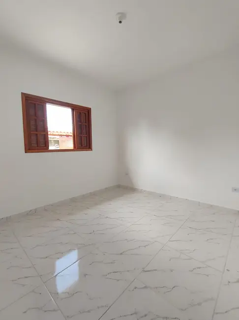 Foto 5 de Casa com 2 quartos à venda, 60m2 em Itanhaem - SP