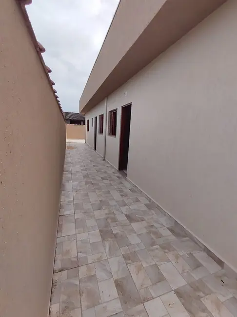 Foto 3 de Casa com 2 quartos à venda, 60m2 em Itanhaem - SP