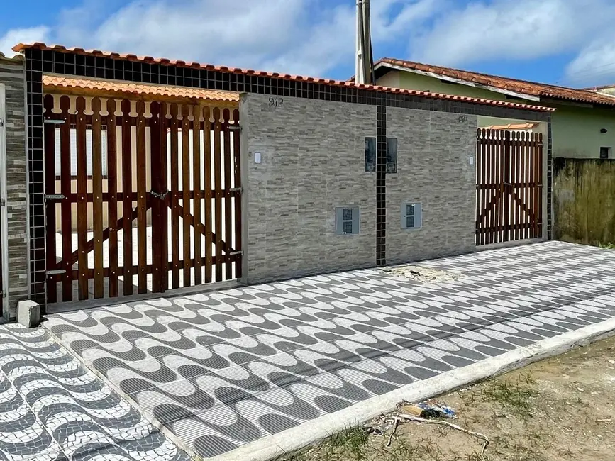 Foto 3 de Casa com 2 quartos à venda, 70m2 em Itanhaem - SP