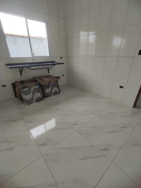 Foto 7 de Casa com 2 quartos à venda, 70m2 em Itanhaem - SP