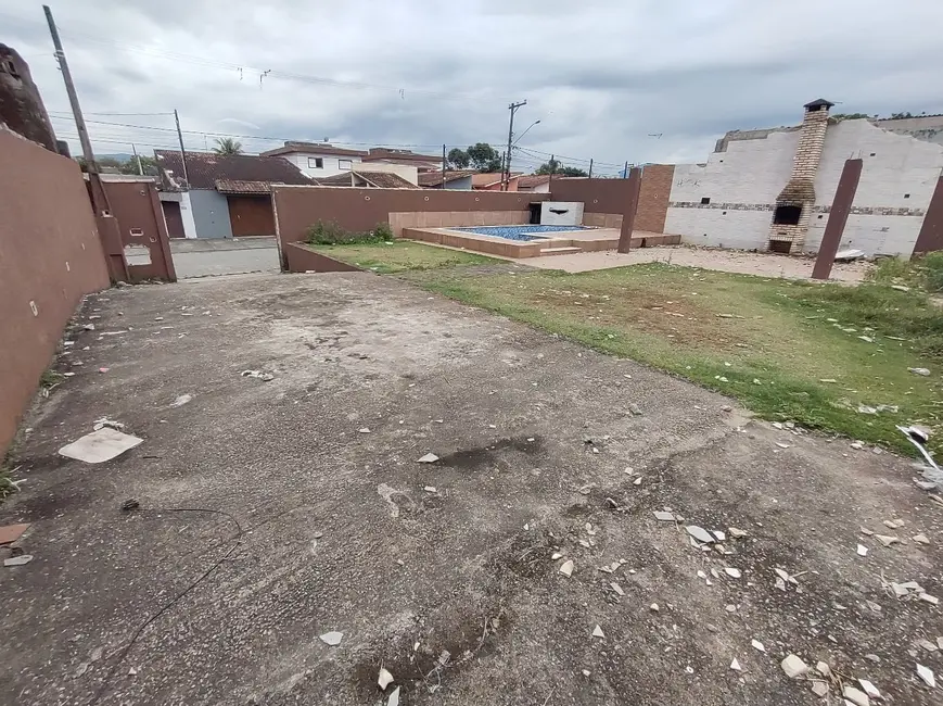 Foto 5 de Casa com 2 quartos à venda, 80m2 em Itanhaem - SP