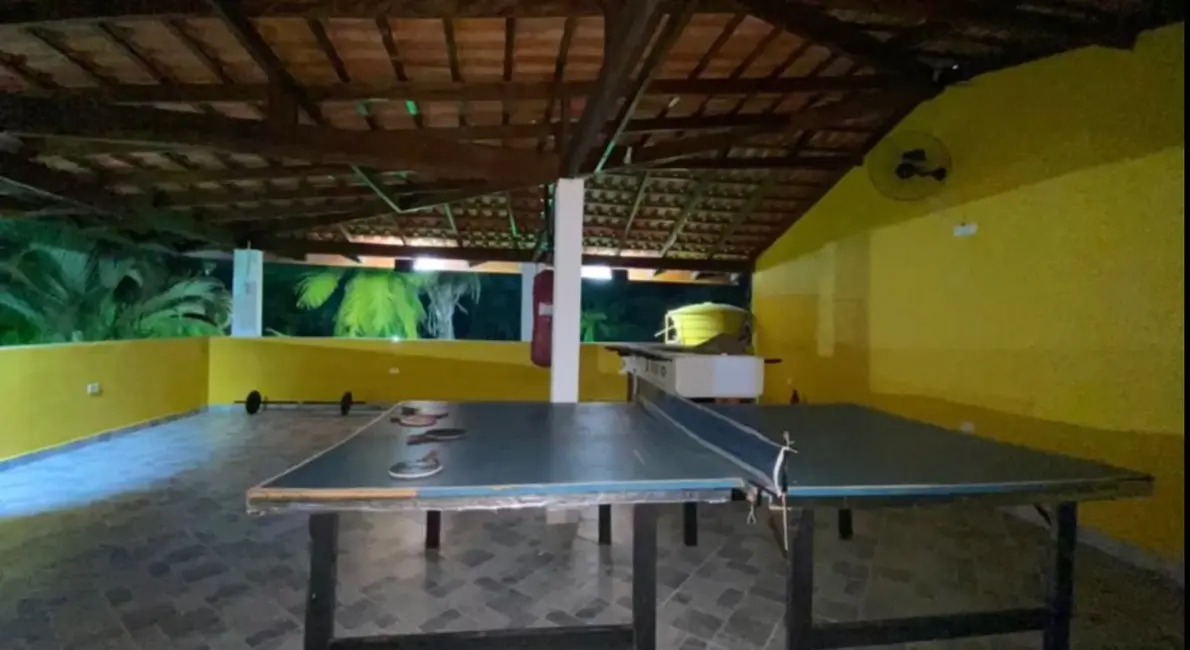 Chácara com 2 quartos à venda, 100m2 em Itanhaem - SP - imagem 6 Foto 6 de Chácara com 2 quartos à venda, 100m2 em Itanhaem - SP
