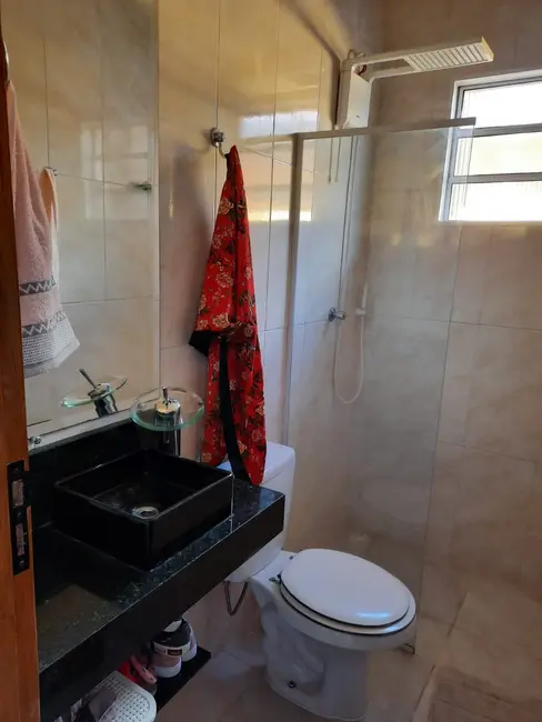 Foto 6 de Casa com 2 quartos à venda, 72m2 em Itanhaem - SP