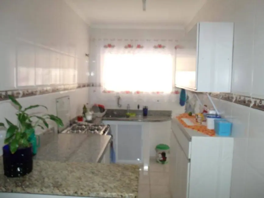 Casa com 2 quartos à venda, 90m2 em Peruibe - SP - imagem 6 Foto 6 de Casa com 2 quartos à venda, 90m2 em Peruibe - SP