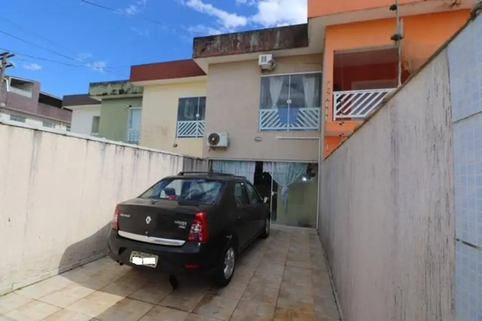 Casa com 2 quartos à venda, 90m2 em Peruibe - SP - imagem 2 Foto 2 de Casa com 2 quartos à venda, 90m2 em Peruibe - SP