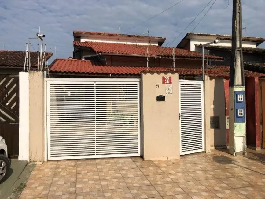 Foto 2 de Casa com 3 quartos à venda, 139m2 em Itanhaem - SP