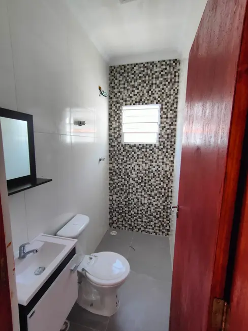 Casa de Condomínio com 2 quartos à venda, 47m2 em Itanhaem - SP - imagem 4 Foto 4 de Casa de Condomínio com 2 quartos à venda, 47m2 em Itanhaem - SP