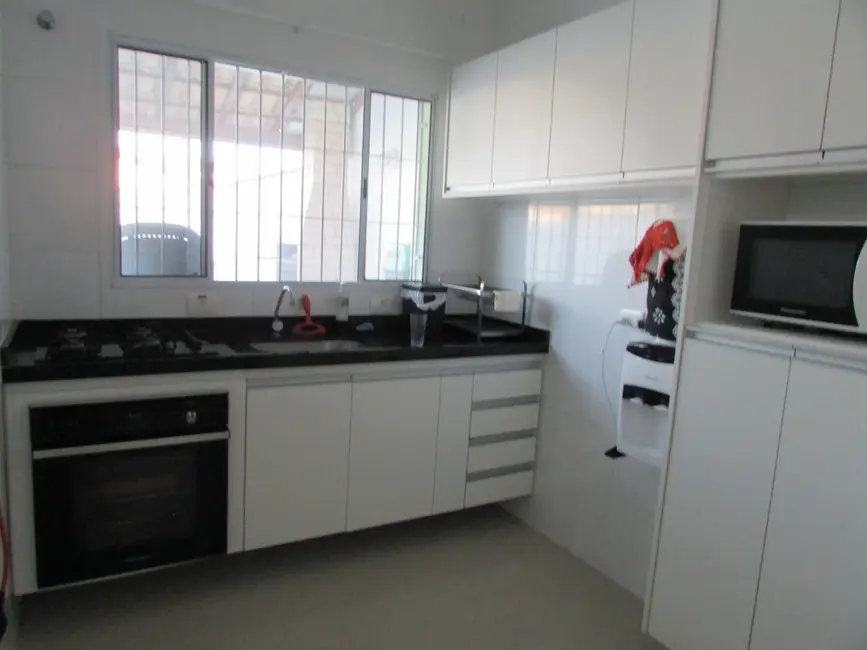 Foto 6 de Casa com 2 quartos à venda, 66m2 em Itanhaem - SP