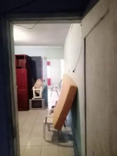 Casa com 2 quartos à venda, 40m2 em Itanhaem - SP - imagem 7 Foto 7 de Casa com 2 quartos à venda, 40m2 em Itanhaem - SP