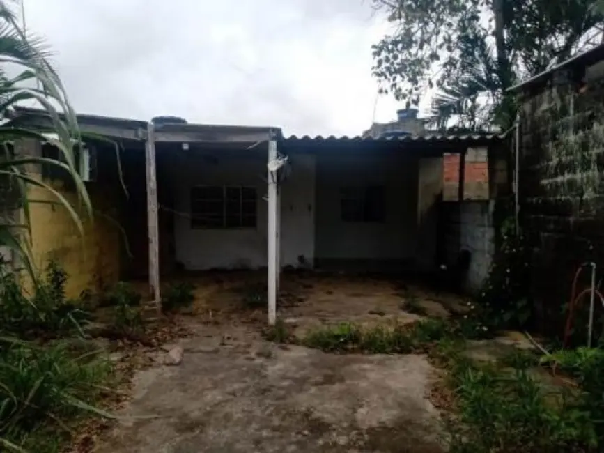 Casa com 2 quartos à venda, 40m2 em Itanhaem - SP - imagem 2 Foto 2 de Casa com 2 quartos à venda, 40m2 em Itanhaem - SP