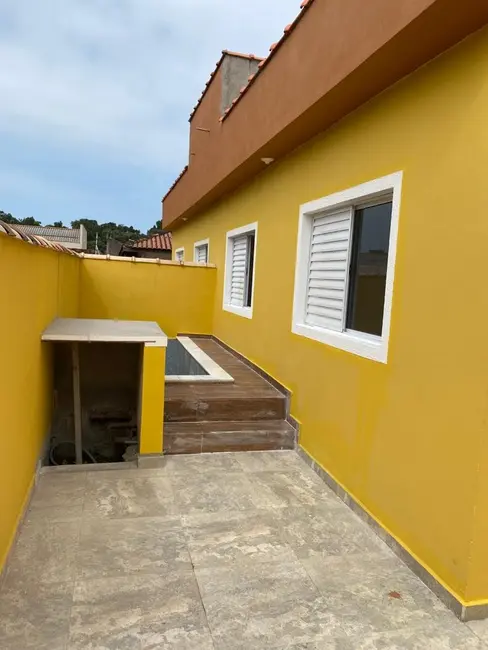 Casa de Condomínio com 2 quartos à venda, 50m2 em Itanhaem - SP - imagem 4 Foto 4 de Casa de Condomínio com 2 quartos à venda, 50m2 em Itanhaem - SP