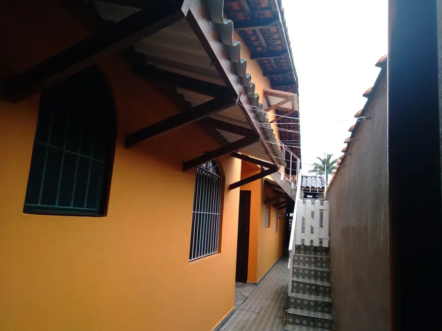 Casa com 2 quartos à venda, 129m2 em Itanhaem - SP - imagem 5 Foto 5 de Casa com 2 quartos à venda, 129m2 em Itanhaem - SP
