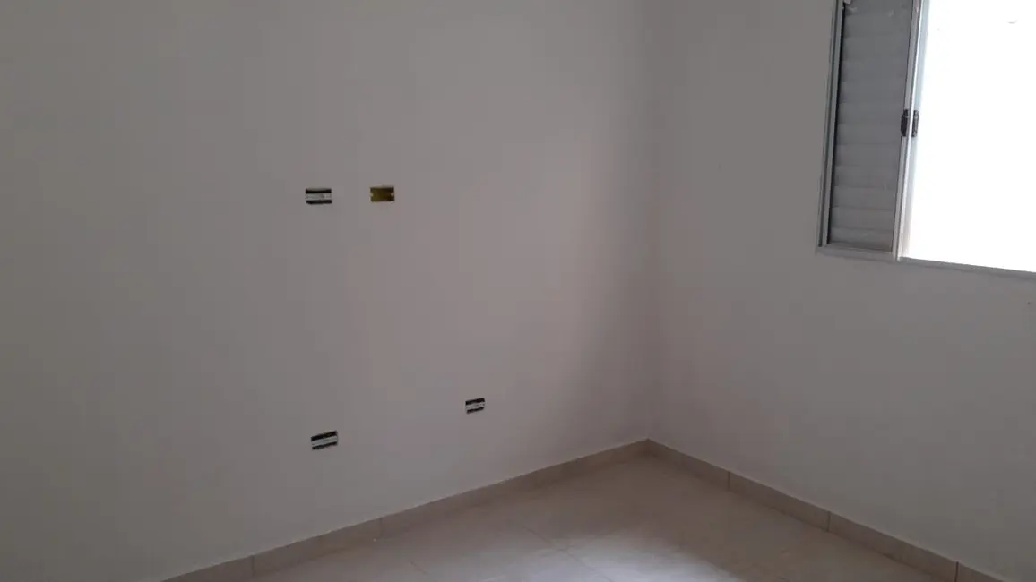Foto 5 de Casa com 2 quartos à venda, 57m2 em Itanhaem - SP