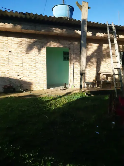 Foto 1 de Casa com 5 quartos à venda, 150m2 em Itanhaem - SP