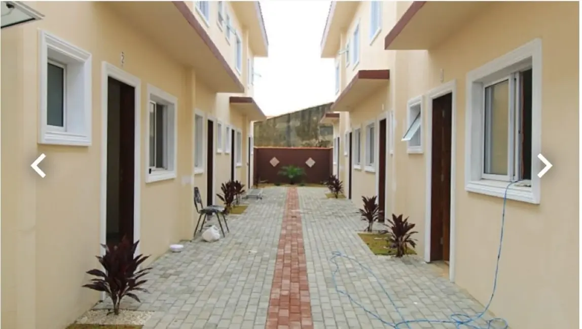 Casa de Condomínio com 2 quartos à venda, 61m2 em Itanhaem - SP - imagem 5 Foto 5 de Casa de Condomínio com 2 quartos à venda, 61m2 em Itanhaem - SP