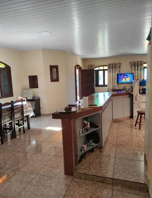 Foto 4 de Casa com 4 quartos à venda, 103m2 em Itanhaem - SP