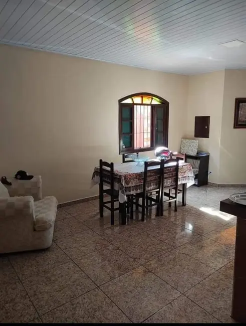 Foto 3 de Casa com 4 quartos à venda, 103m2 em Itanhaem - SP