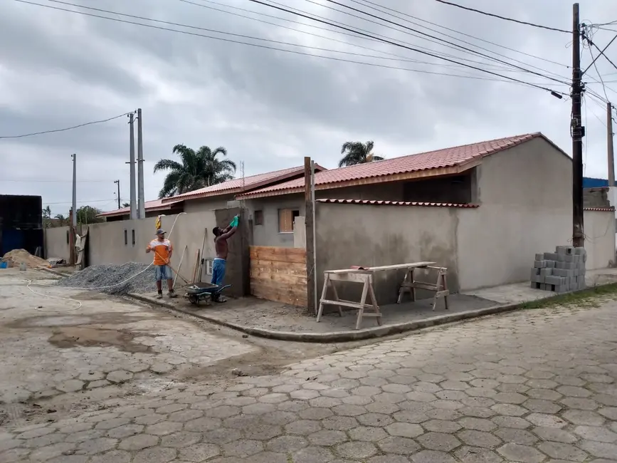 Foto 2 de Casa com 1 quarto à venda, 74m2 em Itanhaem - SP