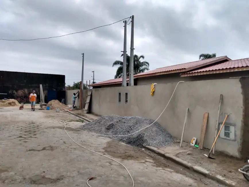 Foto 4 de Casa com 1 quarto à venda, 74m2 em Itanhaem - SP