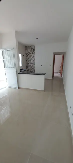 Foto 4 de Casa com 2 quartos à venda, 67m2 em Itanhaem - SP