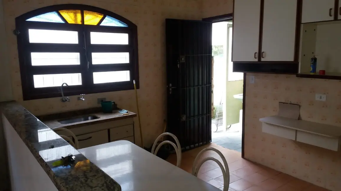 Casa com 2 quartos à venda, 92m2 em Peruibe - SP - imagem 8 Foto 8 de Casa com 2 quartos à venda, 92m2 em Peruibe - SP