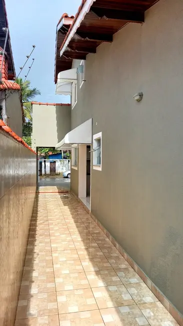 Foto 4 de Casa com 4 quartos à venda, 199m2 em Peruibe - SP
