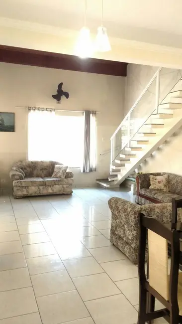 Foto 9 de Casa com 4 quartos à venda, 199m2 em Peruibe - SP