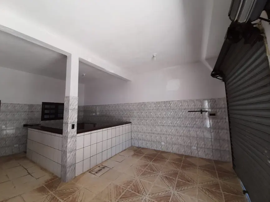 Sala Comercial com 1 quarto à venda, 250m2 em Itanhaem - SP - imagem 8 Foto 8 de Sala Comercial com 1 quarto à venda, 250m2 em Itanhaem - SP
