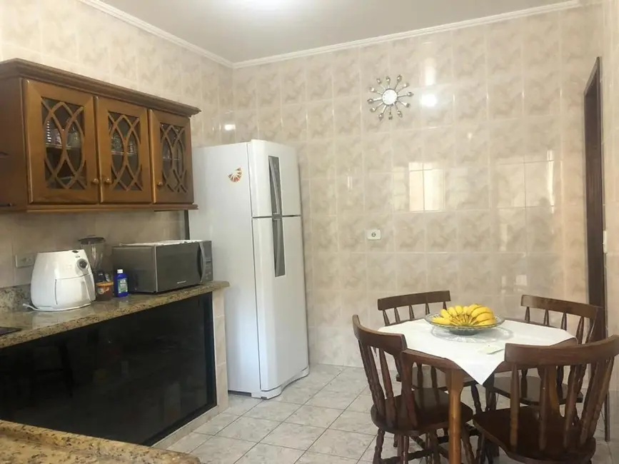 Foto 7 de Casa com 3 quartos à venda, 160m2 em Itanhaem - SP