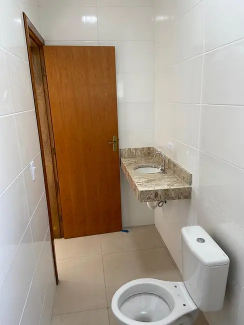 Foto 8 de Casa com 2 quartos à venda, 84m2 em Itanhaem - SP