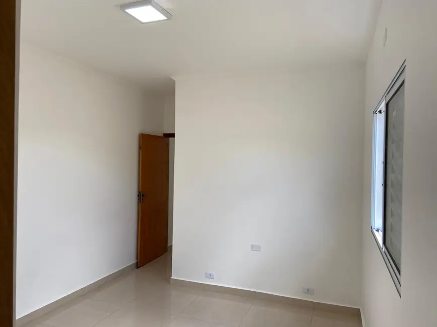 Foto 6 de Casa com 2 quartos à venda, 84m2 em Itanhaem - SP