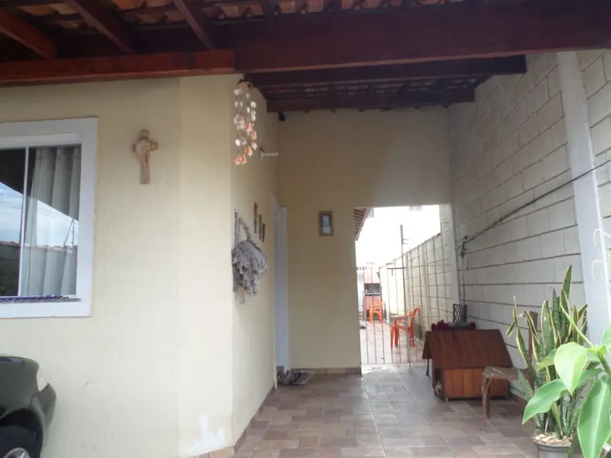 Foto 4 de Casa com 2 quartos à venda, 73m2 em Itanhaem - SP