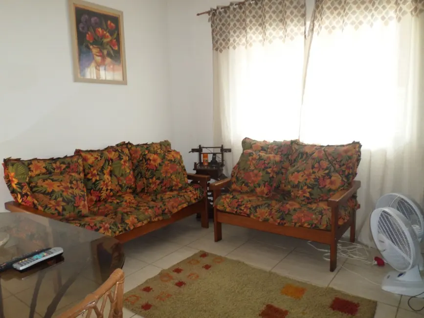 Foto 6 de Casa com 2 quartos à venda, 73m2 em Itanhaem - SP